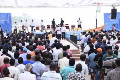 भाजपा ने फैलाई नफरत और बंटवारा, कांग्रेस प्यार और एकता में करती है विश्वास : राहुल गांधी